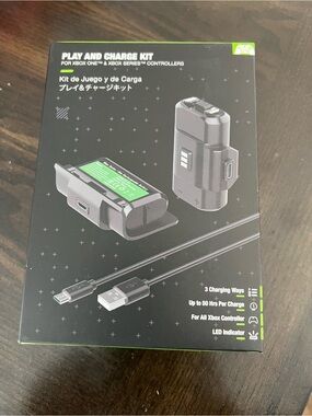 Play and Charge Kit for Xbox Controllers - Black